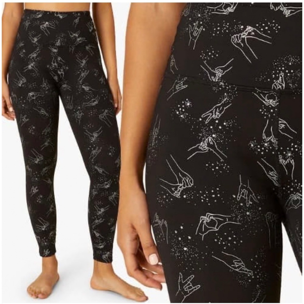 Beyond Yoga Hand Signs Celestial High Waisted Midi Leggings Black White Small